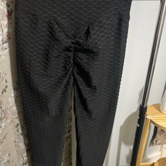 L/XL workout tights - Picture 2 of 4